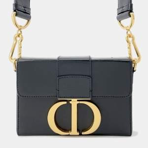 Pre Owned Dior 30 Montaigne Montaigne Shoulder Bag Black Leather