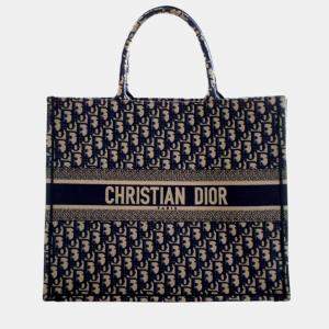 Pre Owned Dior Blue Large Oblique Embroidered Canvas Book Tote