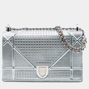 Pre Owned Dior Silver Medium Metallic Patent Microcannage Diorama Flap