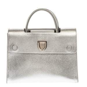 Pre Owned Dior Metallic Silver Leather Medium Diorever Bag