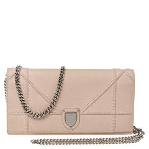 مملوكة مسبقًا Dior Blush Pink Leather Diorama Wallet On Chain