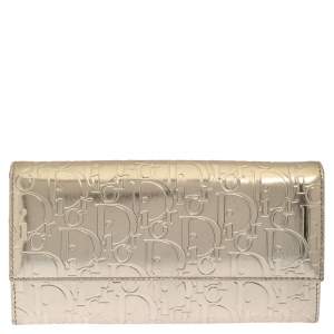 مملوكة مسبقًا Dior Gold Leather Logo Embossed Continental Wallet