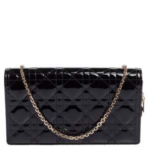 مملوكة مسبقًا Dior Black Quilted Patent Leather Lady Dior Chain Clutch