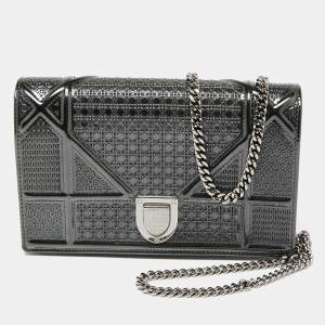 Pre Owned Dior Grey Glossy Leather Diorama Wallet On Chain