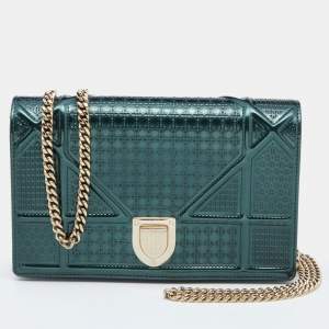 Pre Owned محفظة بسلسلة ديور ديوراما جلد مايكرو كاناج خضراء ميتالك