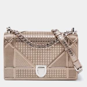 مملوكة مسبقًا Dior Metallic Gold Micro Cannage Leather Medium Diorama Shoulder Bag