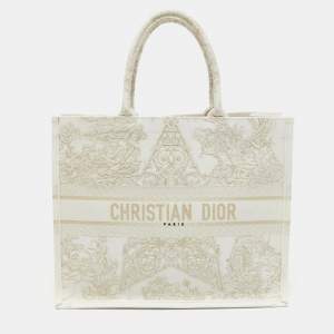 Pre Owned Dior Off White Canvas Large Stella Embroidery Around The World Book Tote 