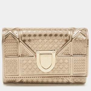 Pre Owned Dior Gold Patent Leather Diorama Trifold Compact Wallet