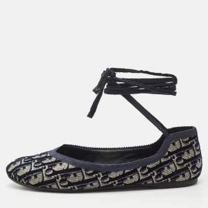 مملوكة مسبقًا Dior Blue Oblique Embroidered Velvet Poeme Ballet Flats Size 37.5