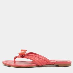 Pre Owned Dior Pink Leather and Patent Leather Bow Thong Flat Slide Size 39