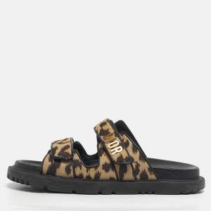 مملوكة مسبقًا صندل مسطح قماش وجلد بني/بيج ديورآكت مقاس 38.5