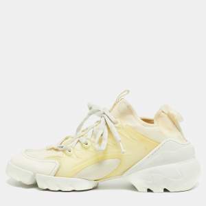 مملوكة مسبقًا Dior D-Connect Size 37 Off White Fabric and PVC Lace Up Sneakers