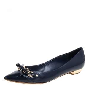 مملوكة مسبقًا Dior Navy Blue Patent Leather And Leather Bow Chain Ballet Flats Size 40
