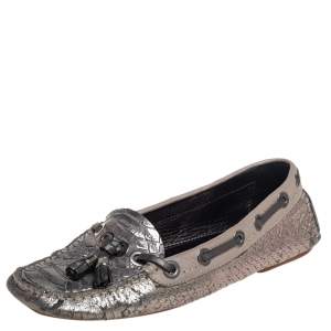 مملوكة مسبقًا حذاء لوفرز ديور سليب أون جلد وجلد ثعبان فضي مقاس 37