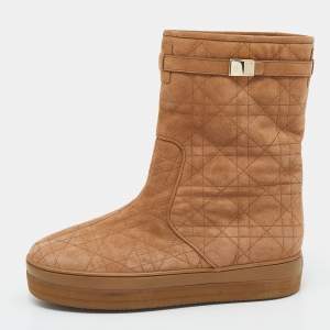 مملوكة مسبقًا Dior Brown Cannage Suede Fur Lined Ankle Boots Size 36