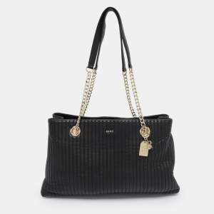 مملوكة مسبقًا DKNY Black Quilted Leather Chain Tote