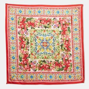 مملوكة مسبقًا Dolce & Gabbana Red/White Printed Silk Square Scarf 