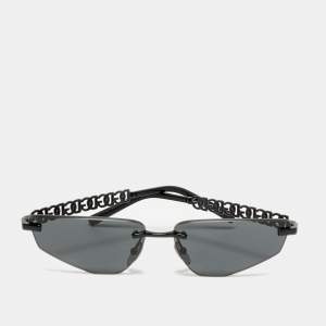 مملوكة مسبقًا Dolce & Gabbana Black DG2301 Logo Cat Eye Sunglasses