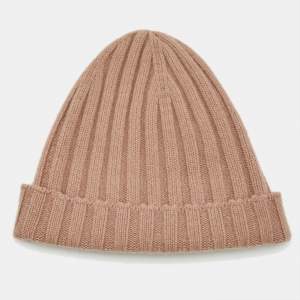 Pre Owned Dolce & Gabbana Beige Rib Knit Beanie One Size 