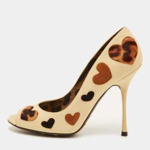 Pre Owned Dolce & Gabbana Hearts Size 38 Cream/Brown Leather, Calf Hair and Suede Peep Toe Pumps