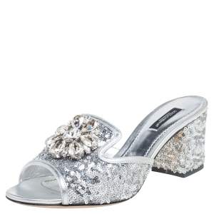 مملوكة مسبقًا صندل سلايد دولتشي أند غابانا حافة جلد وترتر فضي مزخرف كريستال كعب سميك مقاس 37