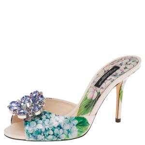 مملوكة مسبقًا صندل سلايد دولتشي أند غابانا زهور مزخرف كريستال جلد لامع متعدد الألوان مقاس 35