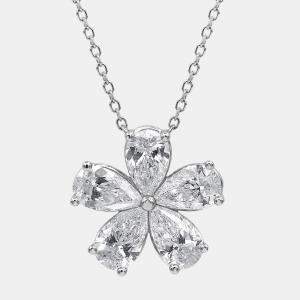 مملوكة مسبقًا 1.65ct 14k White Gold Lab Grown Diamond Flower Pendant