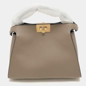 Pre Owned Fendi Beige Leather Peekaboo Iconic Essentially Top Handle Bag