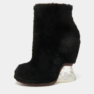 Pre Owned Fendi Black Fur Ankle Boots Size 39