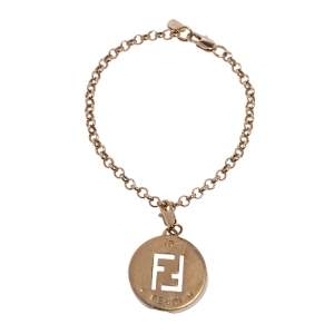 مملوكة مسبقًا Fendi Gold Tone FF I.D Charm Pendant Bracelet