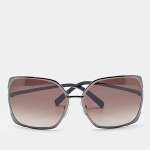 Pre Owned Fendi Black Gradient FS5226 Oversized Sunglasses