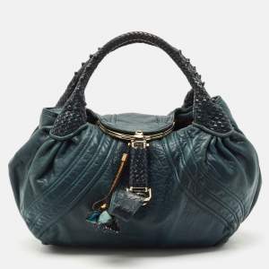 مملوكة مسبقًا Fendi Two Tone Blue Pebbled Leather Spy Bag