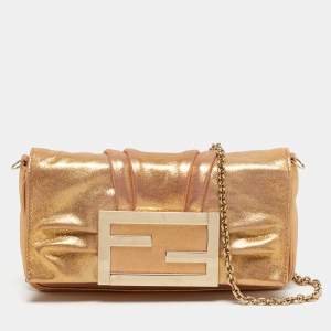 مملوكة مسبقًا Fendi Mia Gold Shimmer Leather Chain Clutch