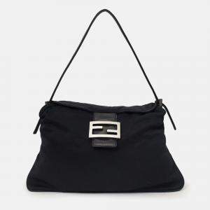 مملوكة مسبقًا Fendi Black Nylon Mama Double Flap Baguette