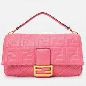 مملوكة مسبقًا Fendi Pink Leather Nappa FF 1974 Embossed Large Baguette Bag with Strap