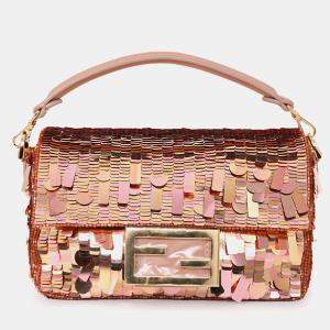 Pre Owned حقيبة صندوقية فندي مبطنة وردية مع حزام سيكوين FF صغيرة