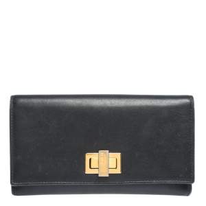 Pre Owned Fendi Black Leather Peekaboo Continental Wallet