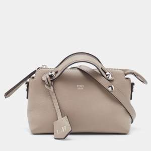 Pre Owned Fendi Beige Leather Mini By The Way Crossbody Bag