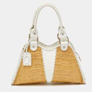 Pre Owned Fendi White/Beige Raffia and Leather Devil Trapezio Bag