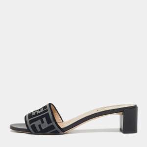 Pre Owned Fendi Black/Grey Velvet FF Slide Sandals Size 39