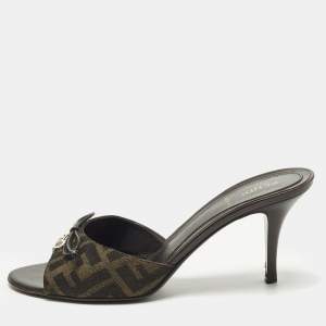 مملوكة مسبقًا Fendi Size 38.5 Brown/Black Zucca Canvas Bow Slide Sandals