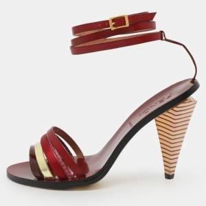 Pre Owned صندل فندي سيور للكاحل مصنوع من جلد لامع وقماش الساتان متعدد الألوان مقاس 36