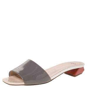 Pre Owned Fendi Grey Patent Leather Slide Sandals Size 37