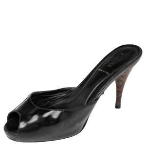 Fendi Black Patent Leather Logo Heel Platform Sandals Size 37