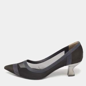 Pre Owned Fendi Blue/Black Mesh And Leather Colibri  Pumps Size 38.5