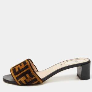 Pre Owned Fendi Brown Zucca Velvet Open-Toe Slide Sandals Size 36