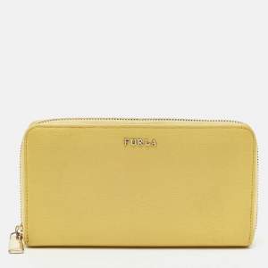 Pre Owned Furla Yellow Leather Zip Continental Wallet