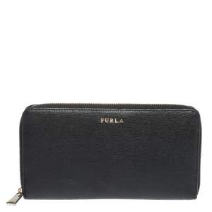 Pre Owned Furla Black Leather Zip Around Wallet