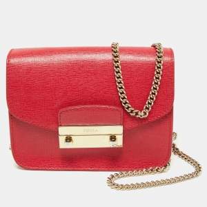 Pre Owned Furla Red Leather Mini Metropolis Chain Crossbody Bag