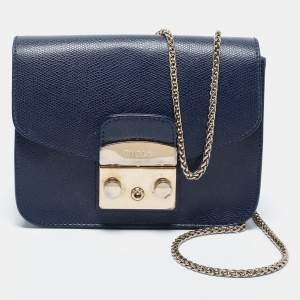 Pre Owned Furla Blue Leather Mini Metropolis Chain Crossbody Bag